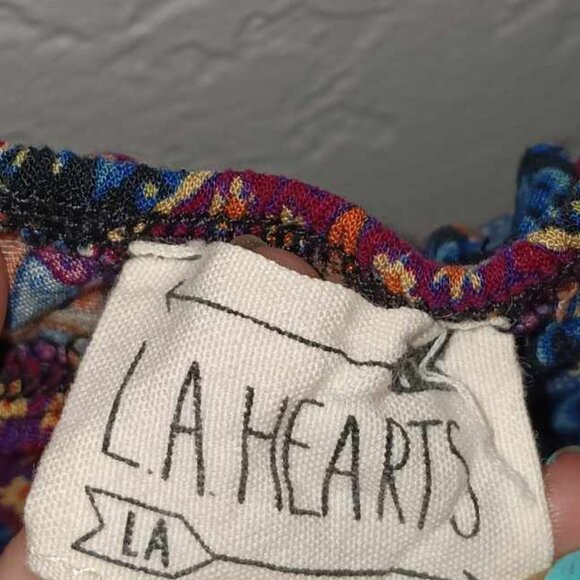 La Hearts Printed Crop Top Size Small - Picture 7 of 14